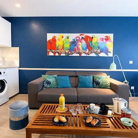 Apartment Parrots-porte D'orleans-wifi By La Cle Des Expos In *